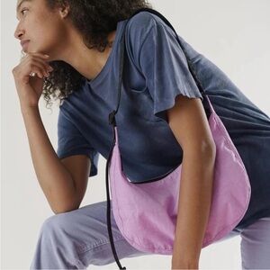 Baggu Medium Crescent bag Peony